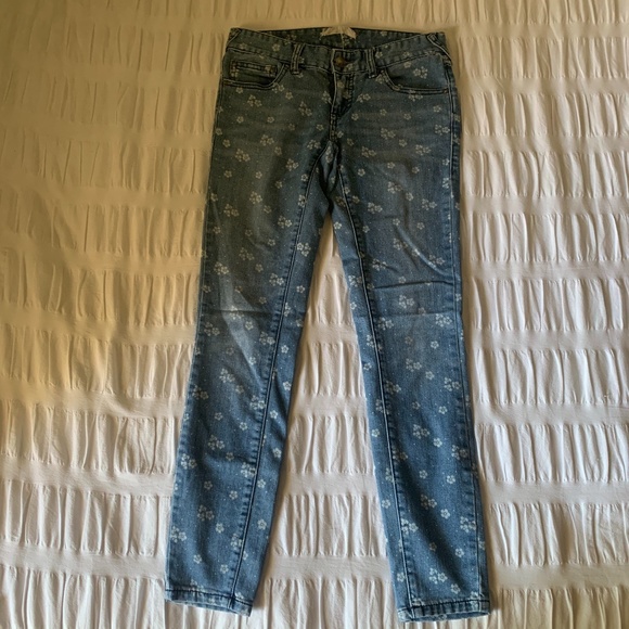 Free People - Ditsy Floral Jeans - Picture 4 of 6